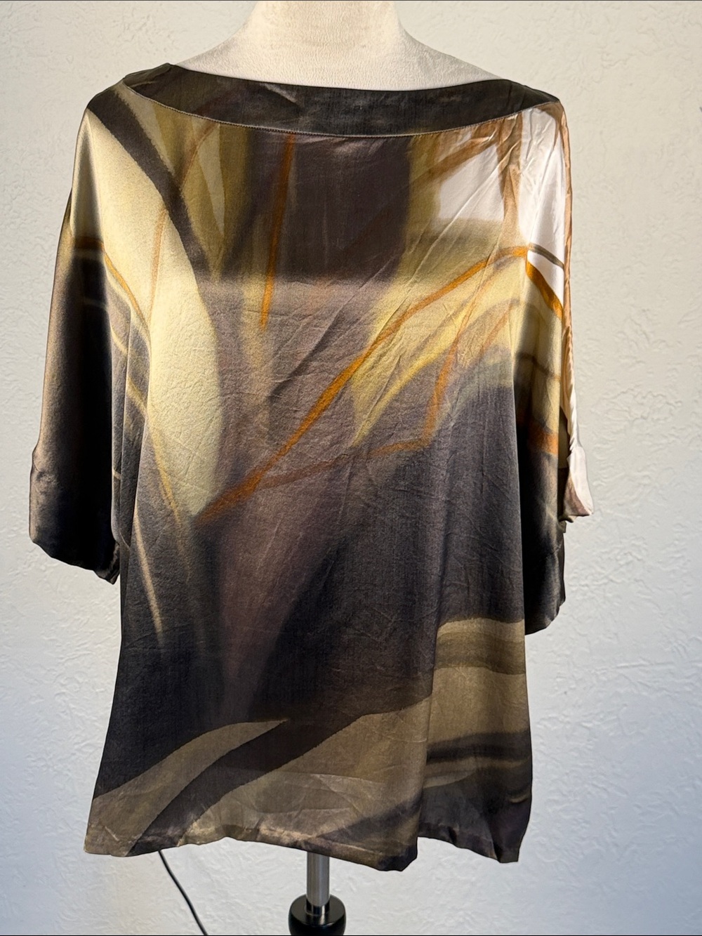 Lafayette 148 New York Abstract Silk Boatneck Top - Black, Gold, Cream size 18
